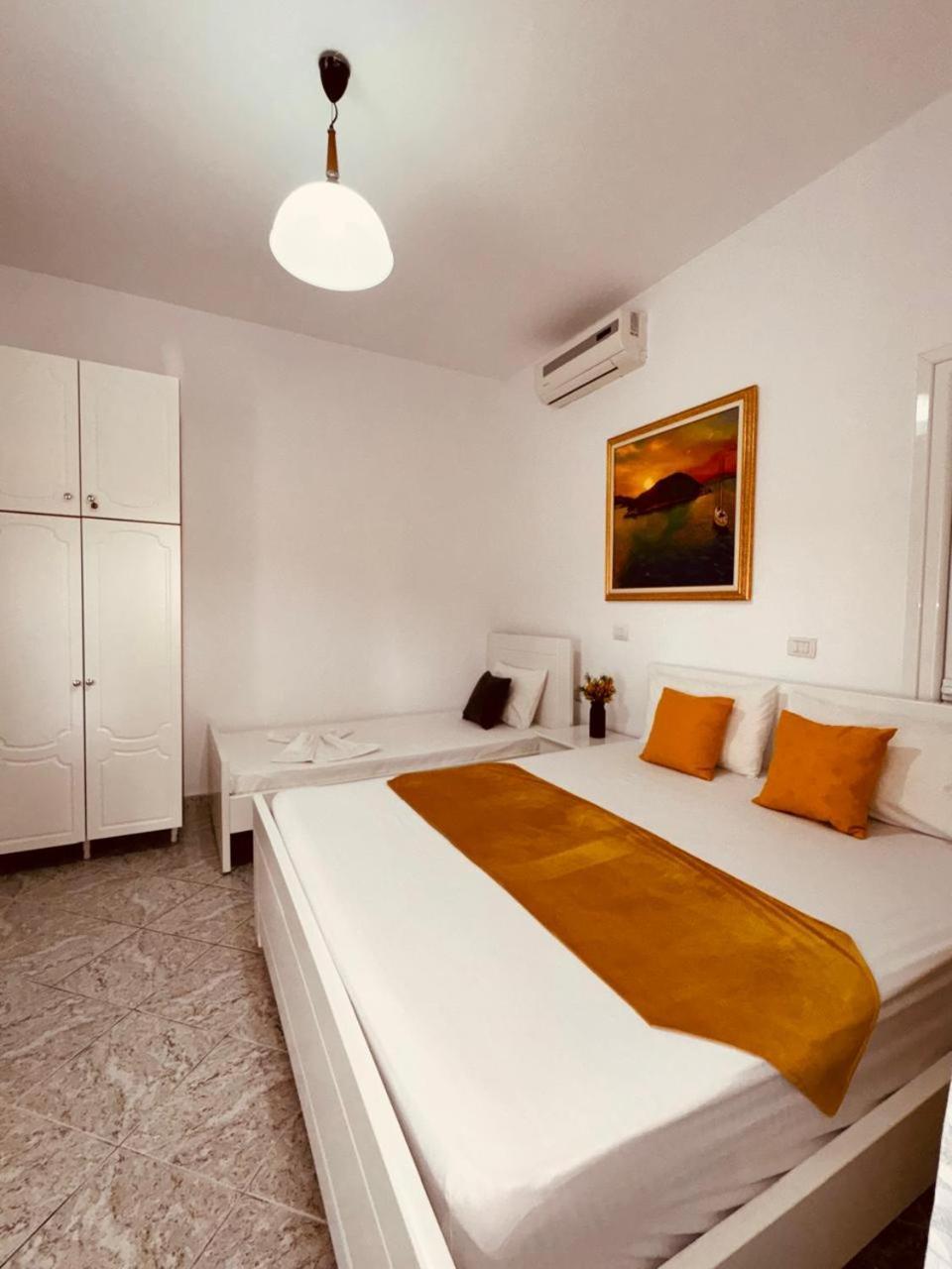 Orfeu Apartments Ksamil Buitenkant foto
