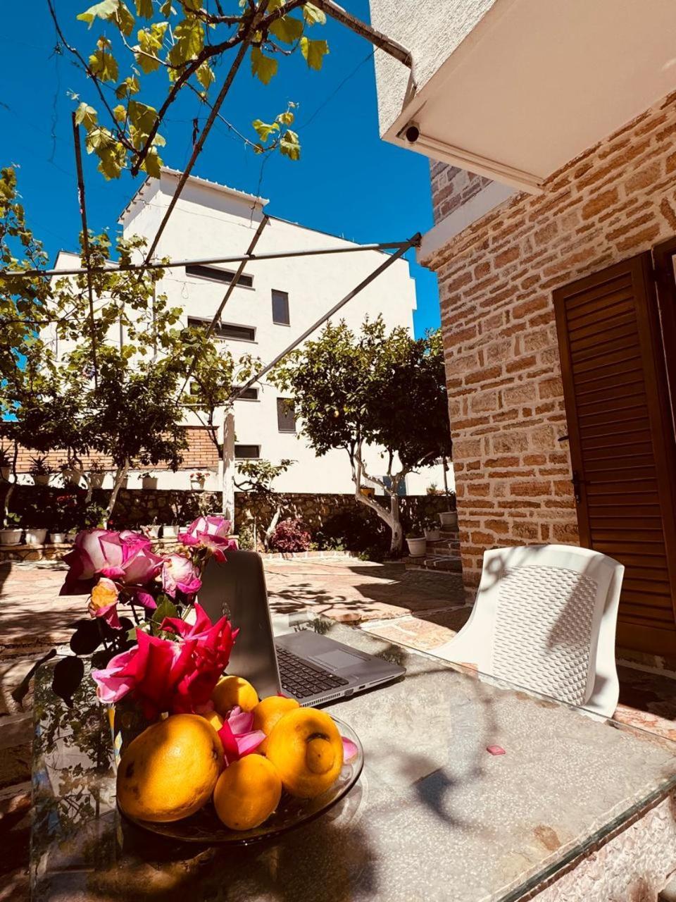 Orfeu Apartments Ksamil Buitenkant foto