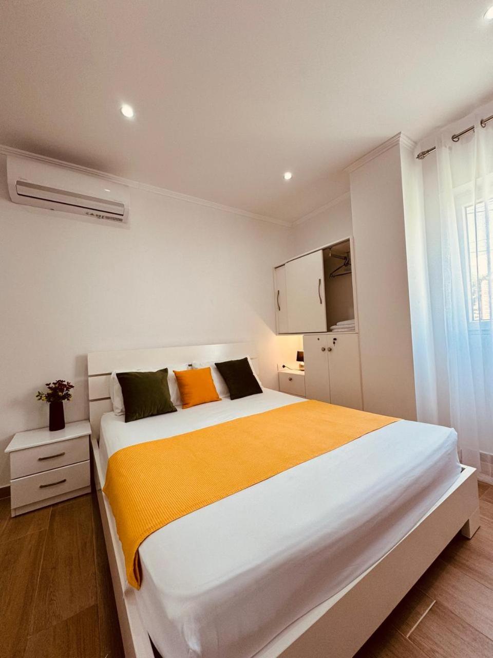 Orfeu Apartments Ksamil Buitenkant foto