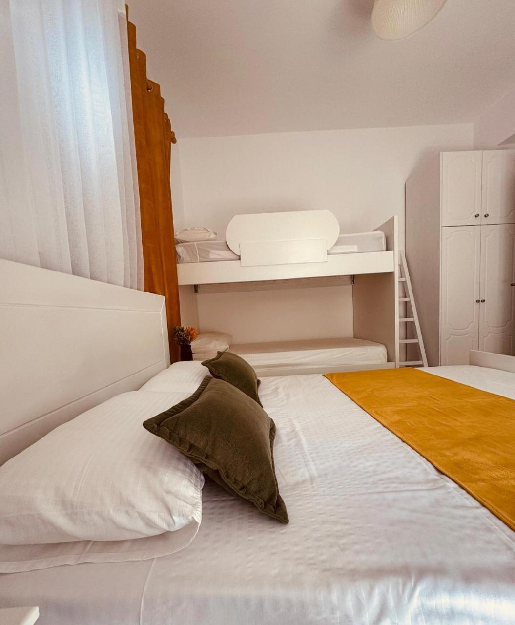 Orfeu Apartments Ksamil Buitenkant foto