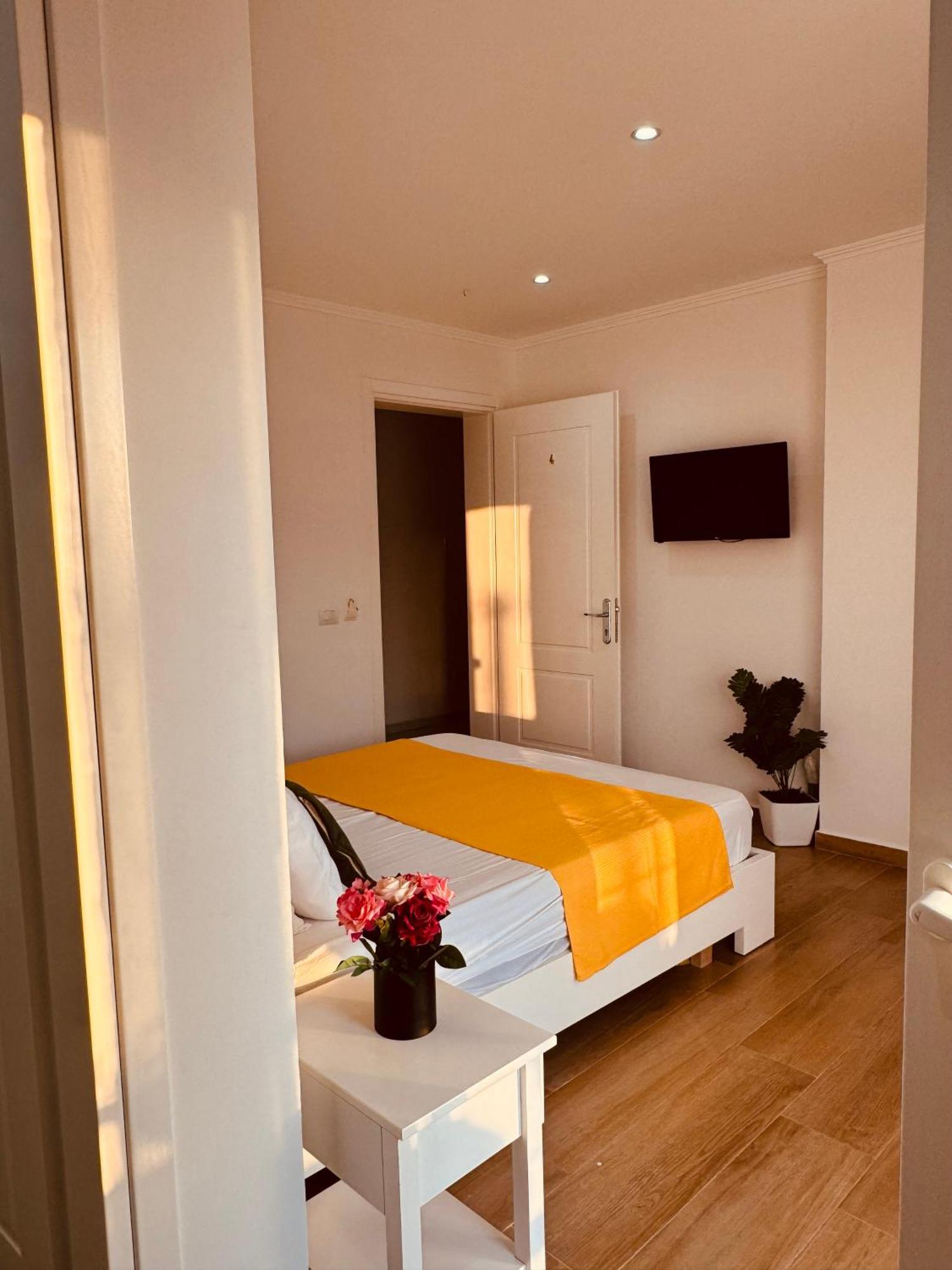 Orfeu Apartments Ksamil Buitenkant foto
