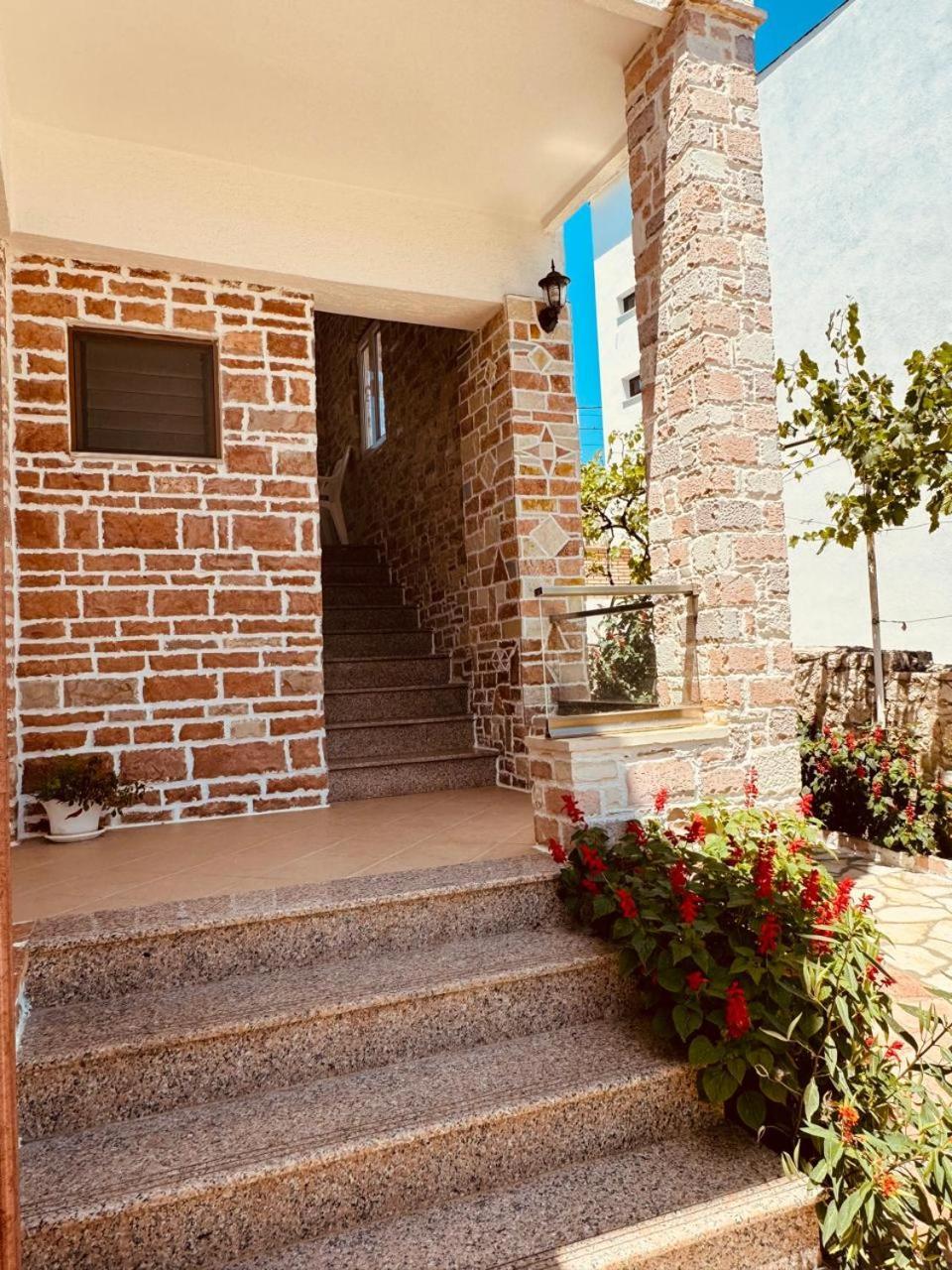 Orfeu Apartments Ksamil Buitenkant foto